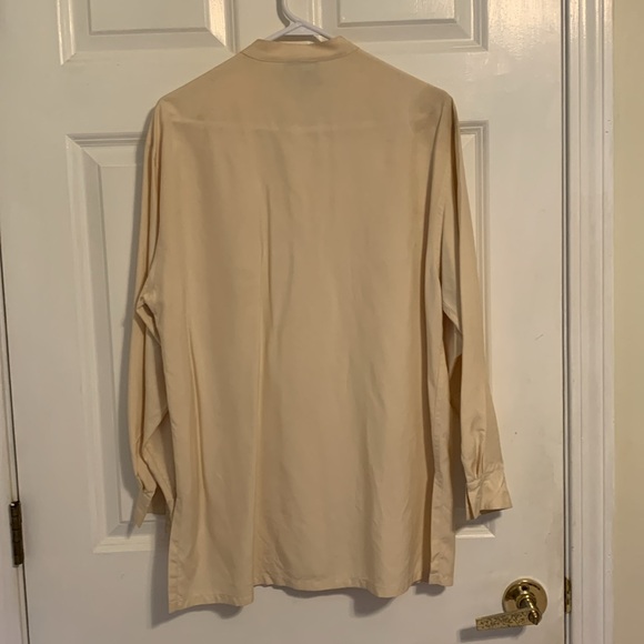 Silk button down/tunic, size small cream, mother of pearl buttons - Picture 3 of 3